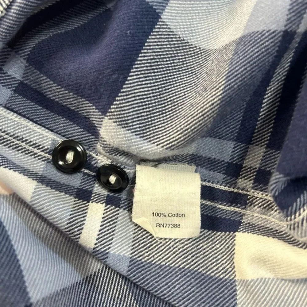 J Crew 100% cotton men's shirt flannel Button Size M . Blue and gray .